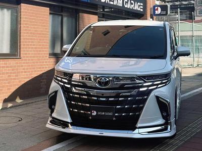 丰田 四代油电混合阿尔法