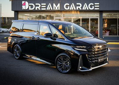 丰田油电混合威尔法