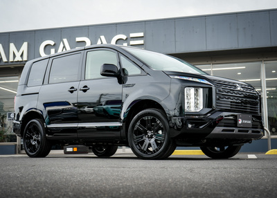 三菱デリカ D5 シャモニーX