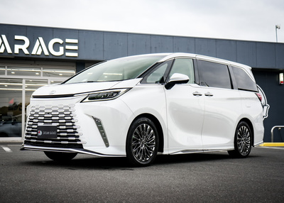 雷克萨斯顶配四座 LM500h