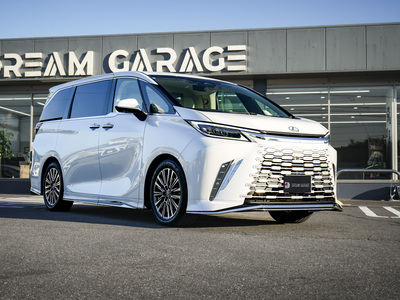 雷克萨斯LM500h四座