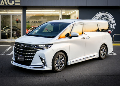 丰田四代 阿尔法（油电混动）